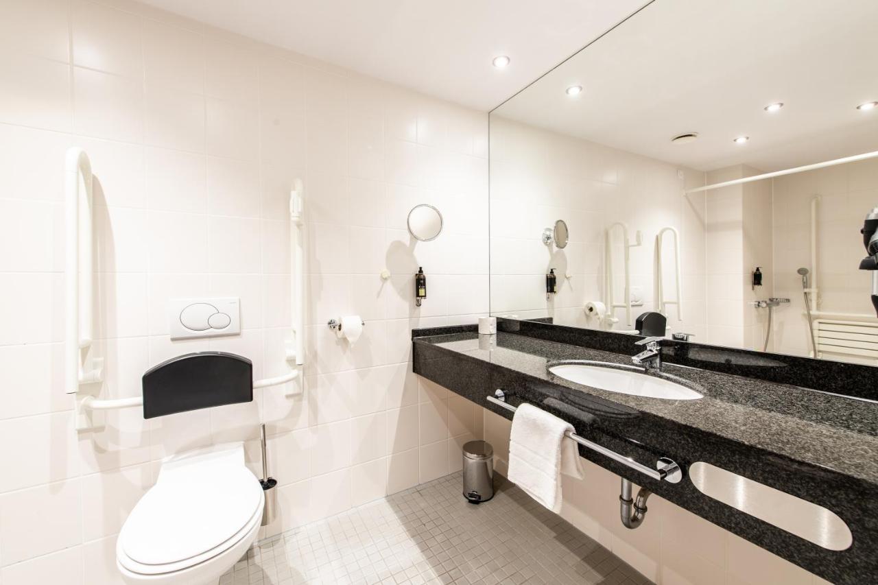 Premier Inn Braunschweig City Centre Екстериор снимка