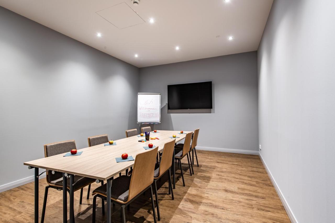 Premier Inn Braunschweig City Centre Екстериор снимка